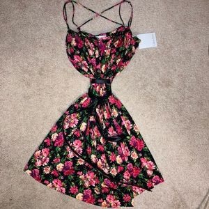 New Calvin Klein floral print dress size 6